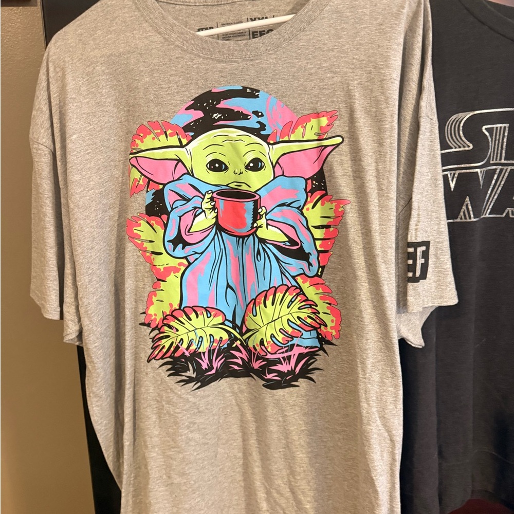 Star Wars Gray Tee with Vibrant Character Art